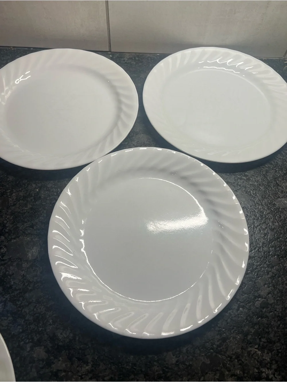 Vintage Corelle. ENHANCEMENTS Classic White Swirl Dinner Plates - Set of 3